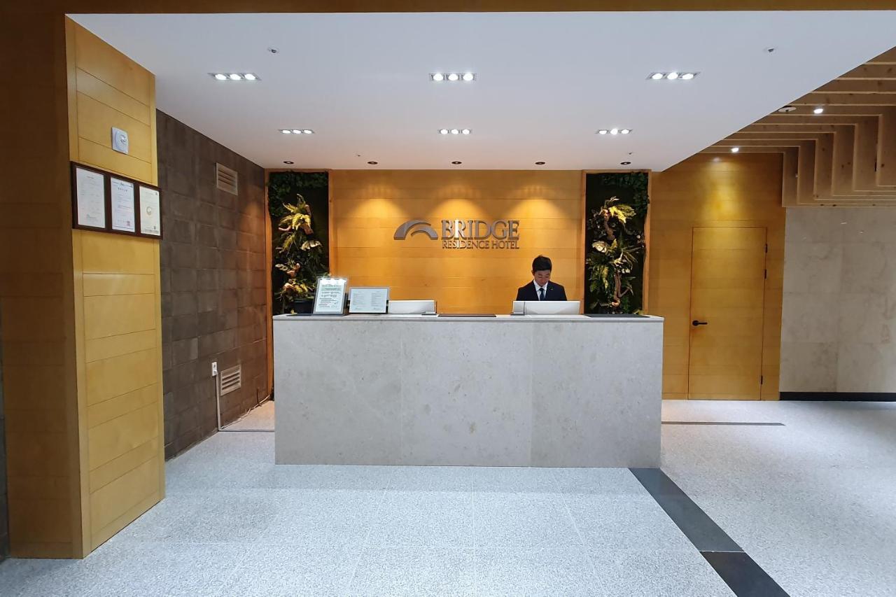 Bridge Residence Hotel Seogwipo Extérieur photo