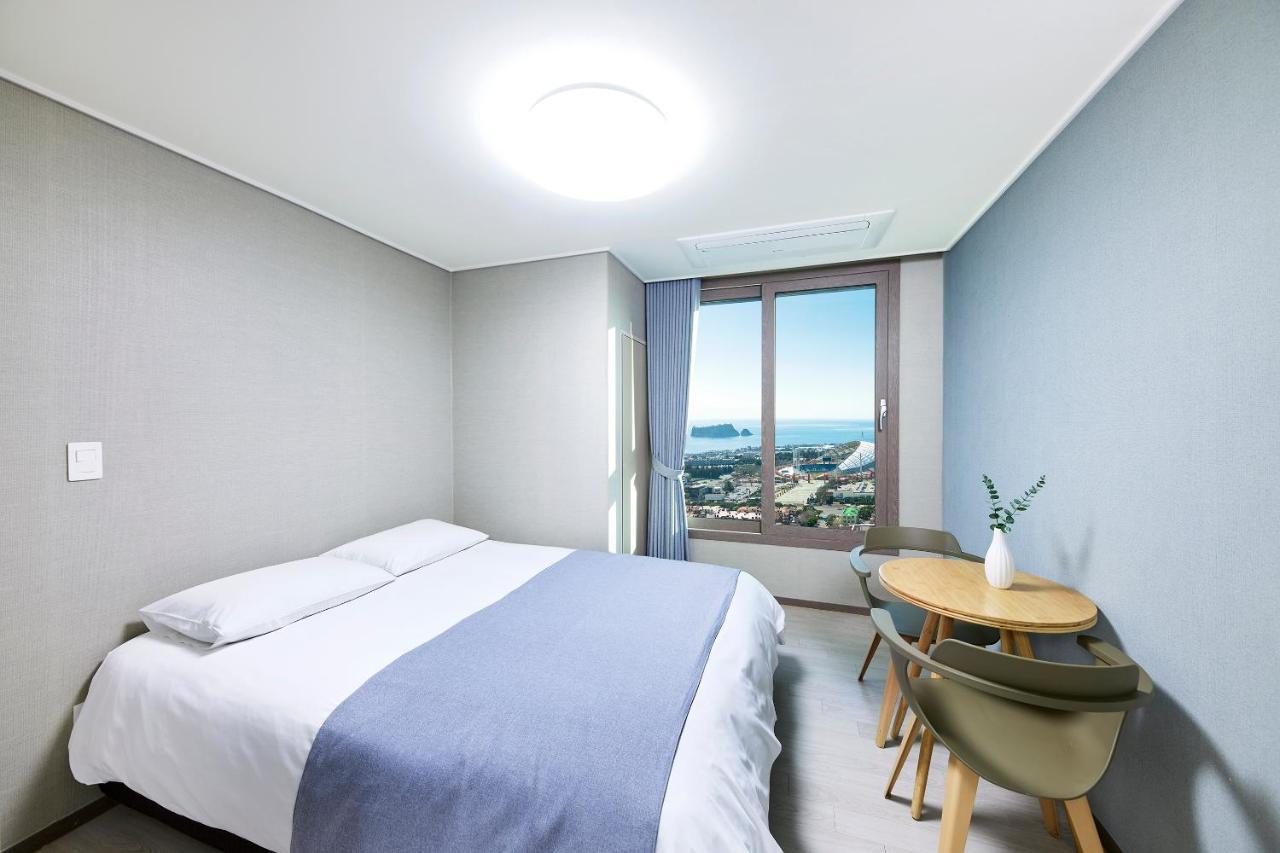Bridge Residence Hotel Seogwipo Extérieur photo