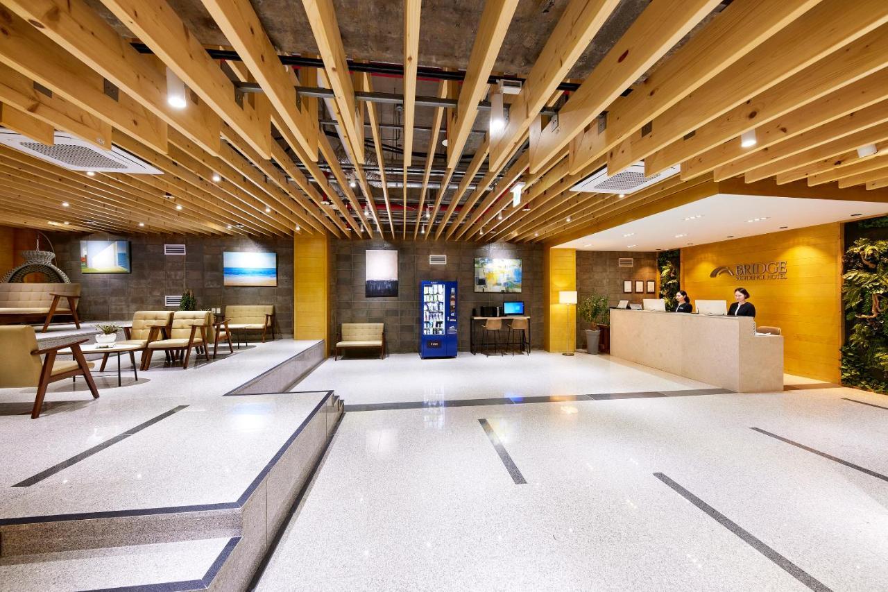 Bridge Residence Hotel Seogwipo Extérieur photo