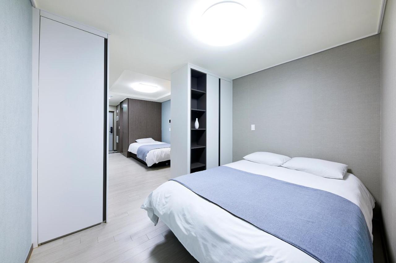 Bridge Residence Hotel Seogwipo Extérieur photo