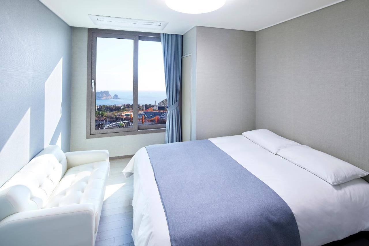 Bridge Residence Hotel Seogwipo Extérieur photo